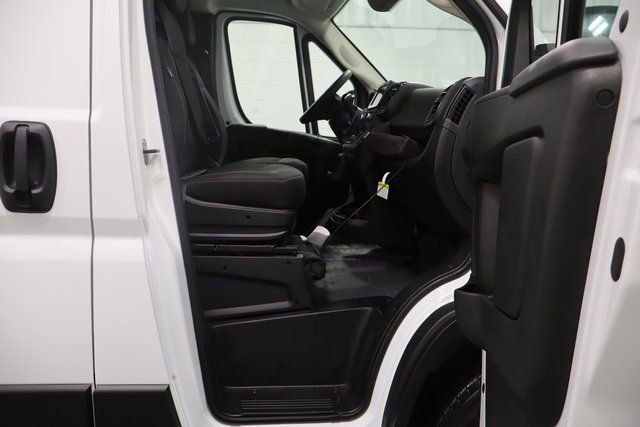 New 2025 RAM ProMaster 2500 image 15