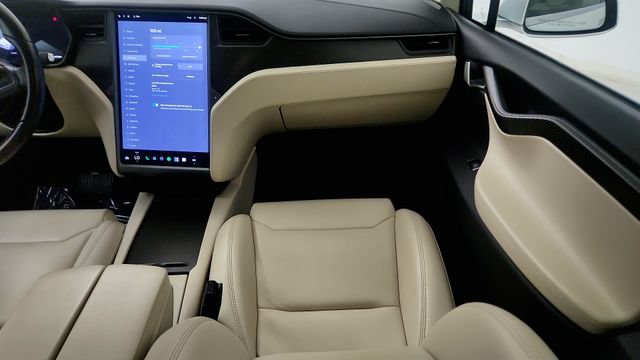 Used 2018 Tesla Model X 75D AWD/4WD image 55