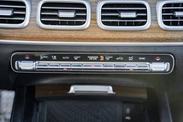 Certified 2025 Mercedes-Benz GLS 450 4MATIC image 24