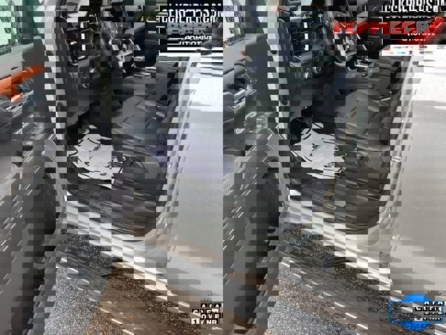 Used 2022 GMC Sierra 1500 Denali AWD/4WD image 12