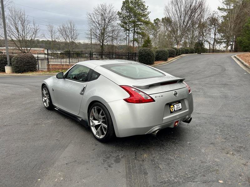 Used 2015 Nissan 370Z Coupe image 5