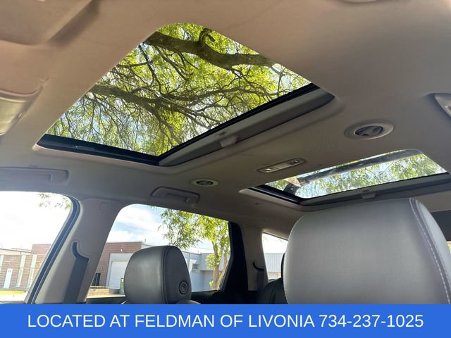 Used 2019 Buick Enclave Essence AWD/4WD image 18