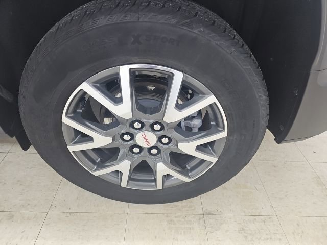 Used 2023 GMC Acadia SLE w/ Driver Convenience Package image 22