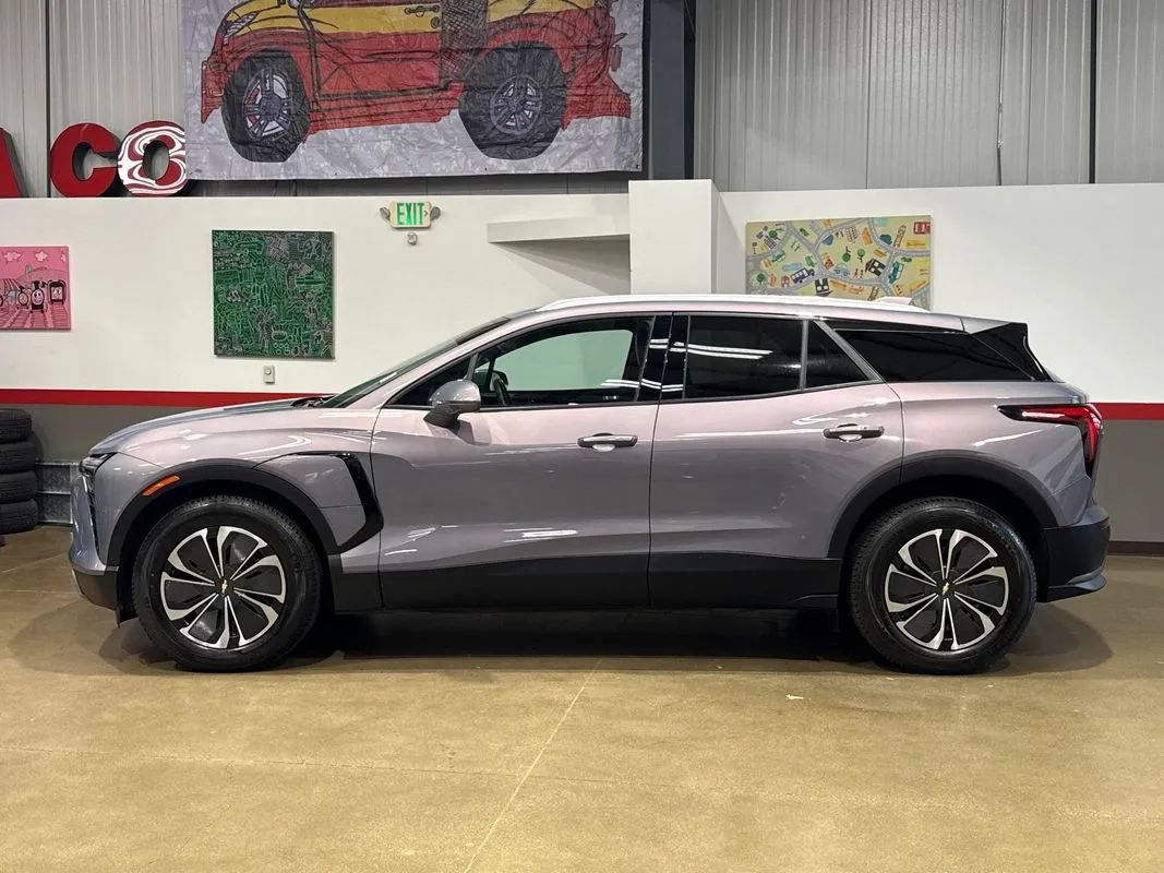 Used 2024 Chevrolet Blazer EV LT AWD/4WD image 7