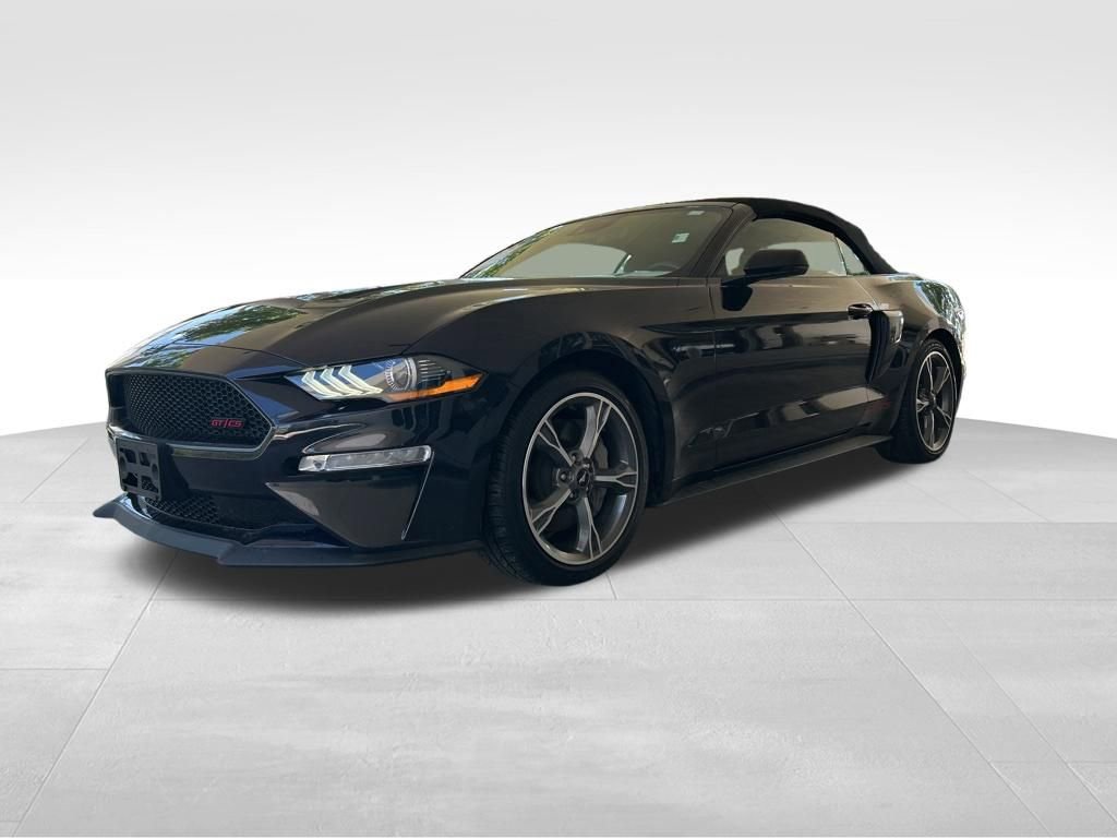 Used 2022 Ford Mustang GT Premium w/ Equipment Group 401A RWD image 2