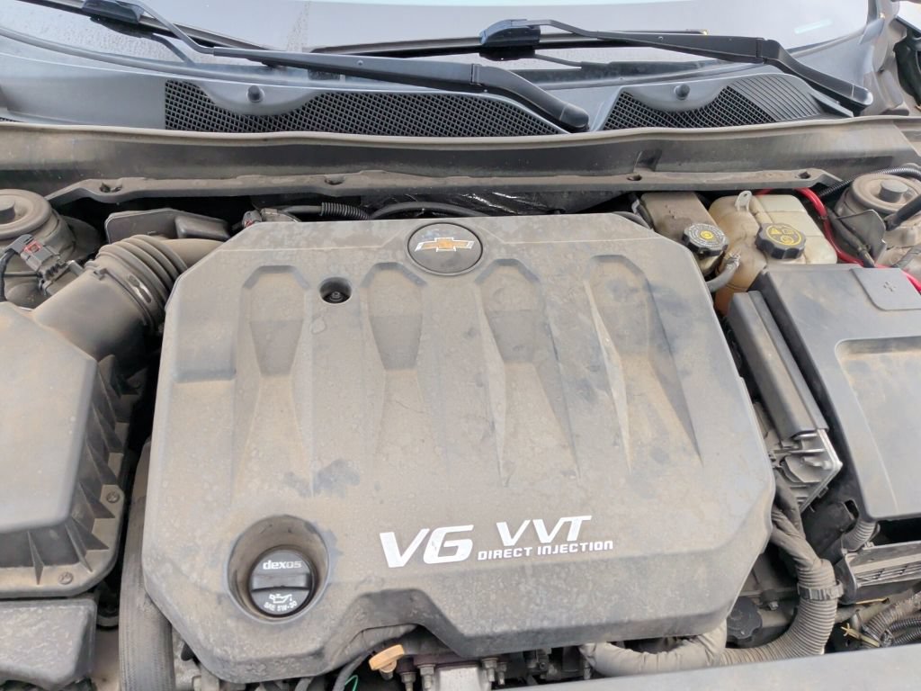Used 2017 Chevrolet Impala LT FWD image 12
