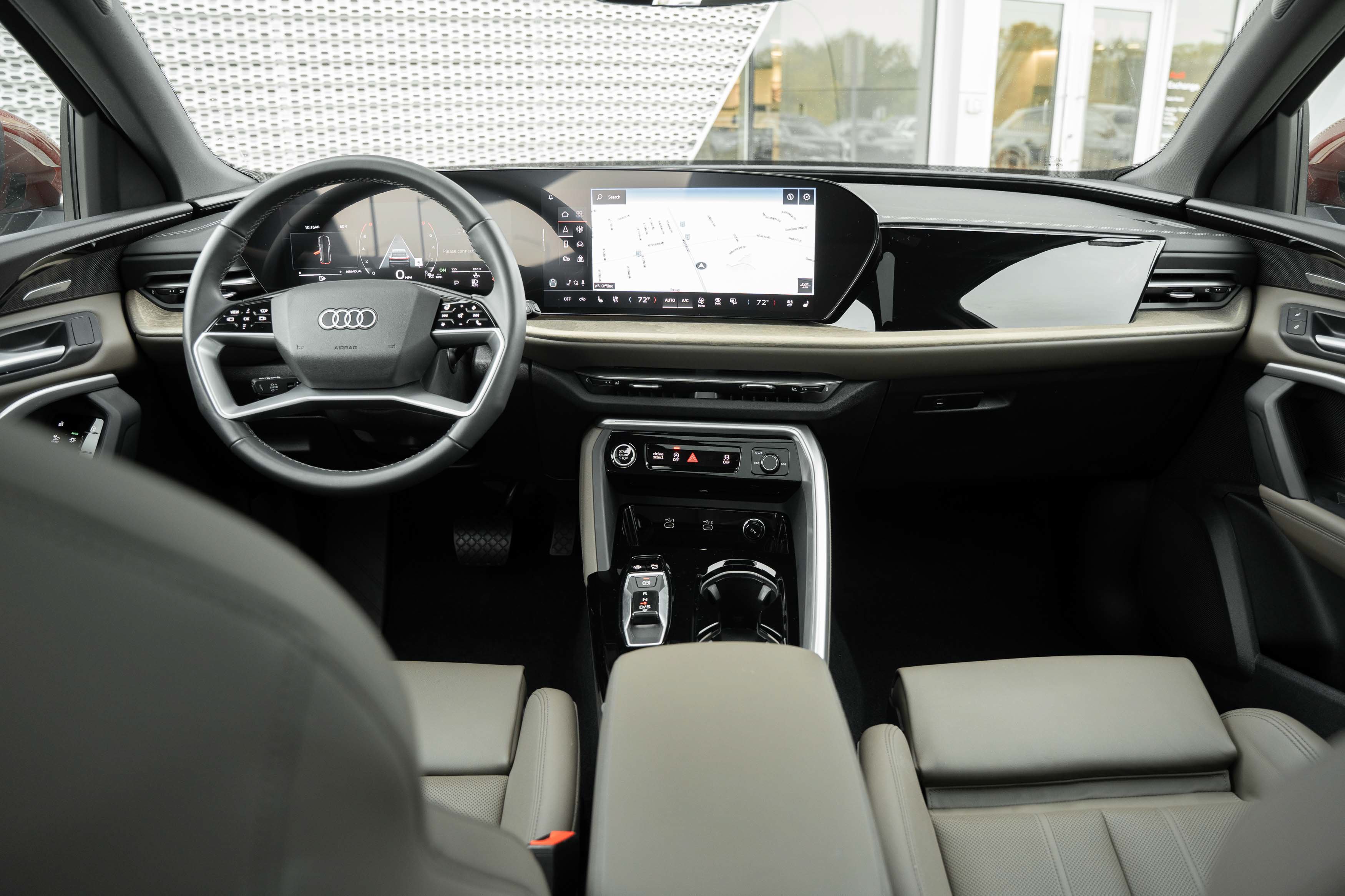 Certified 2025 Audi Q5 Premium AWD/4WD image 8