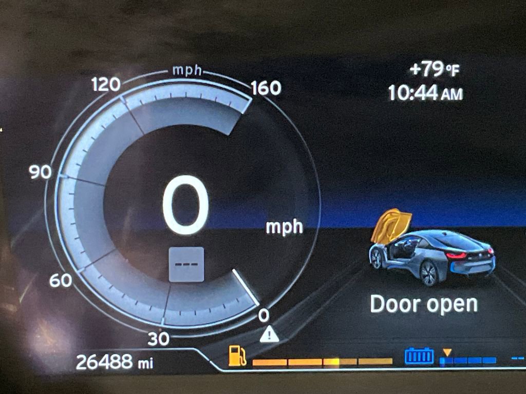 Used 2015 BMW i8 AWD/4WD image 17