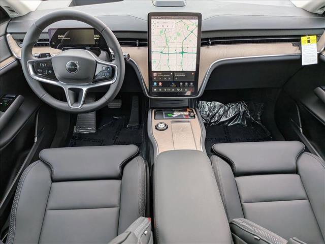New 2025 Volvo EX90 Plus w/ Protection Package Premier image 16