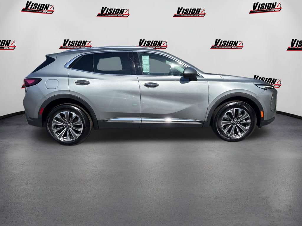 Used 2025 Buick Envision Preferred AWD/4WD image 4