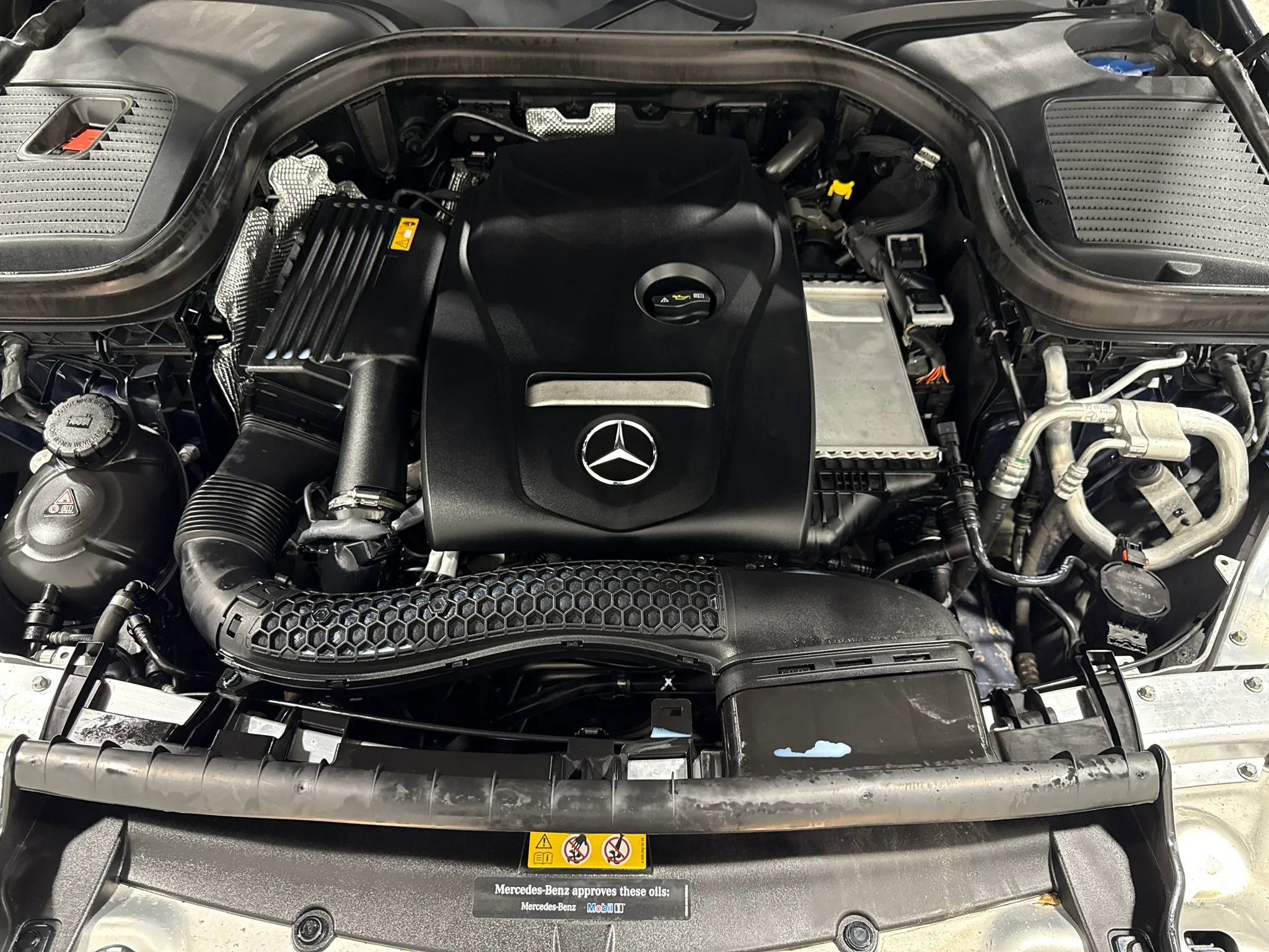 Used 2019 Mercedes-Benz GLC 300 4MATIC w/ Premium Package image 70