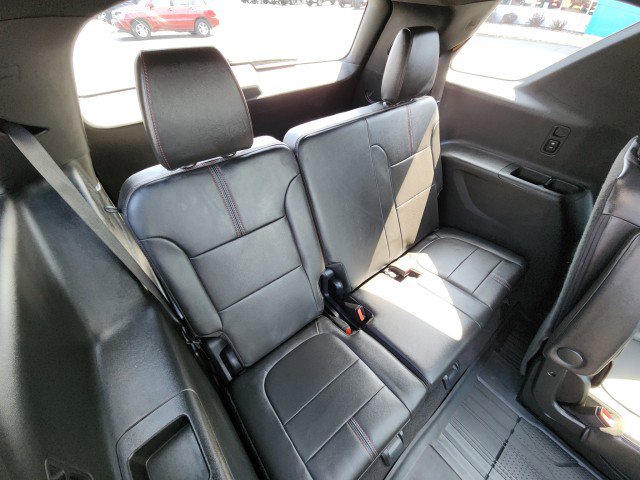 Used 2023 Chevrolet Traverse RS w/ LPO, Floor Liner Package image 18