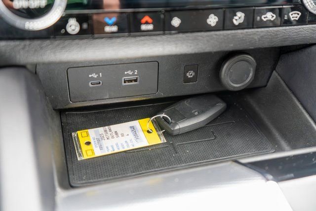 Used 2023 Mitsubishi Outlander AWD image 35