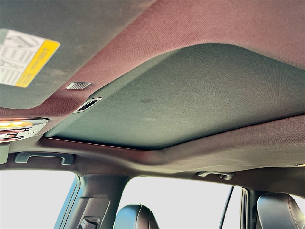 Used 2022 Toyota Highlander XSE image 22