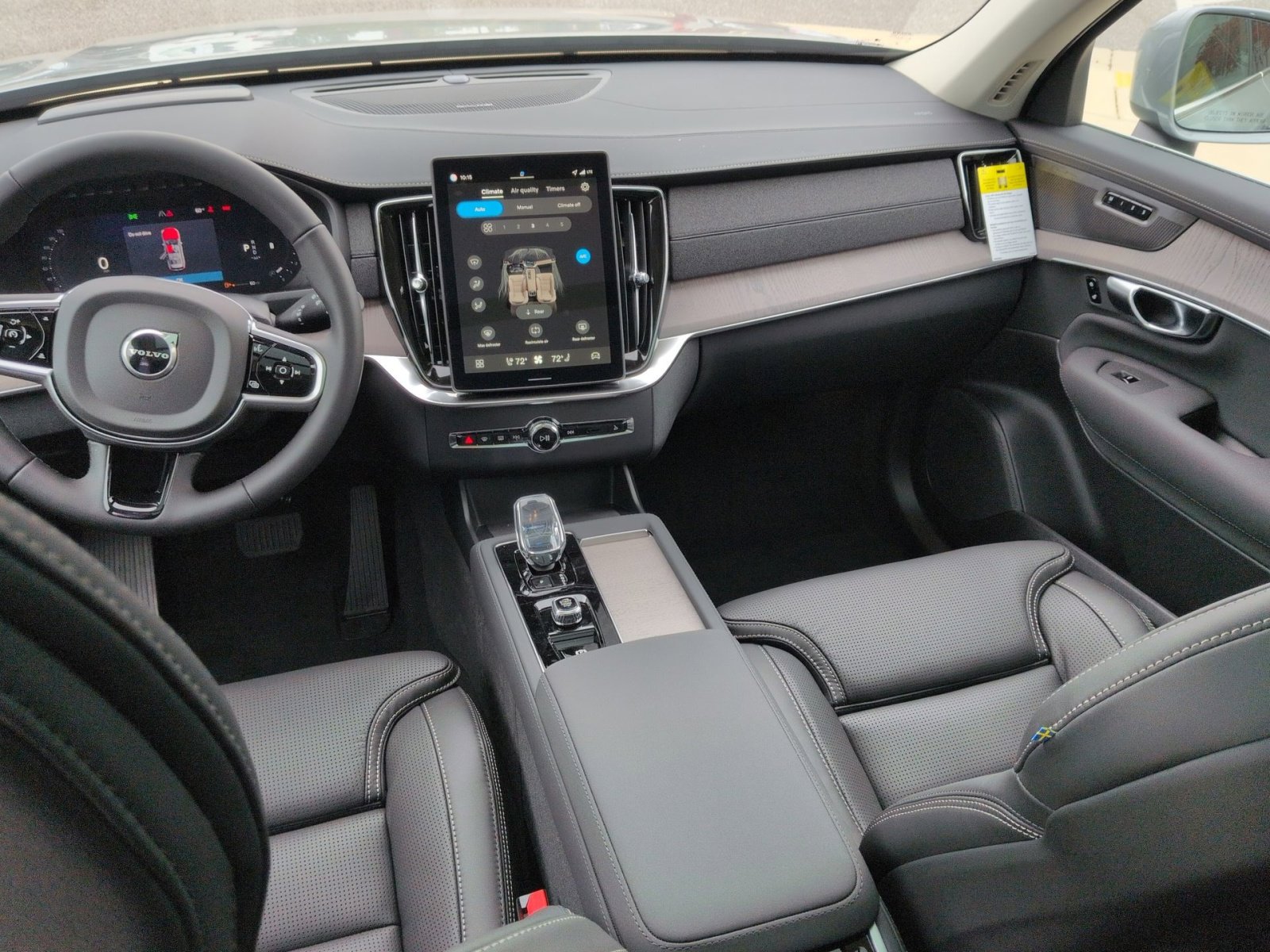 New 2026 Volvo XC90 B6 Ultra image 23