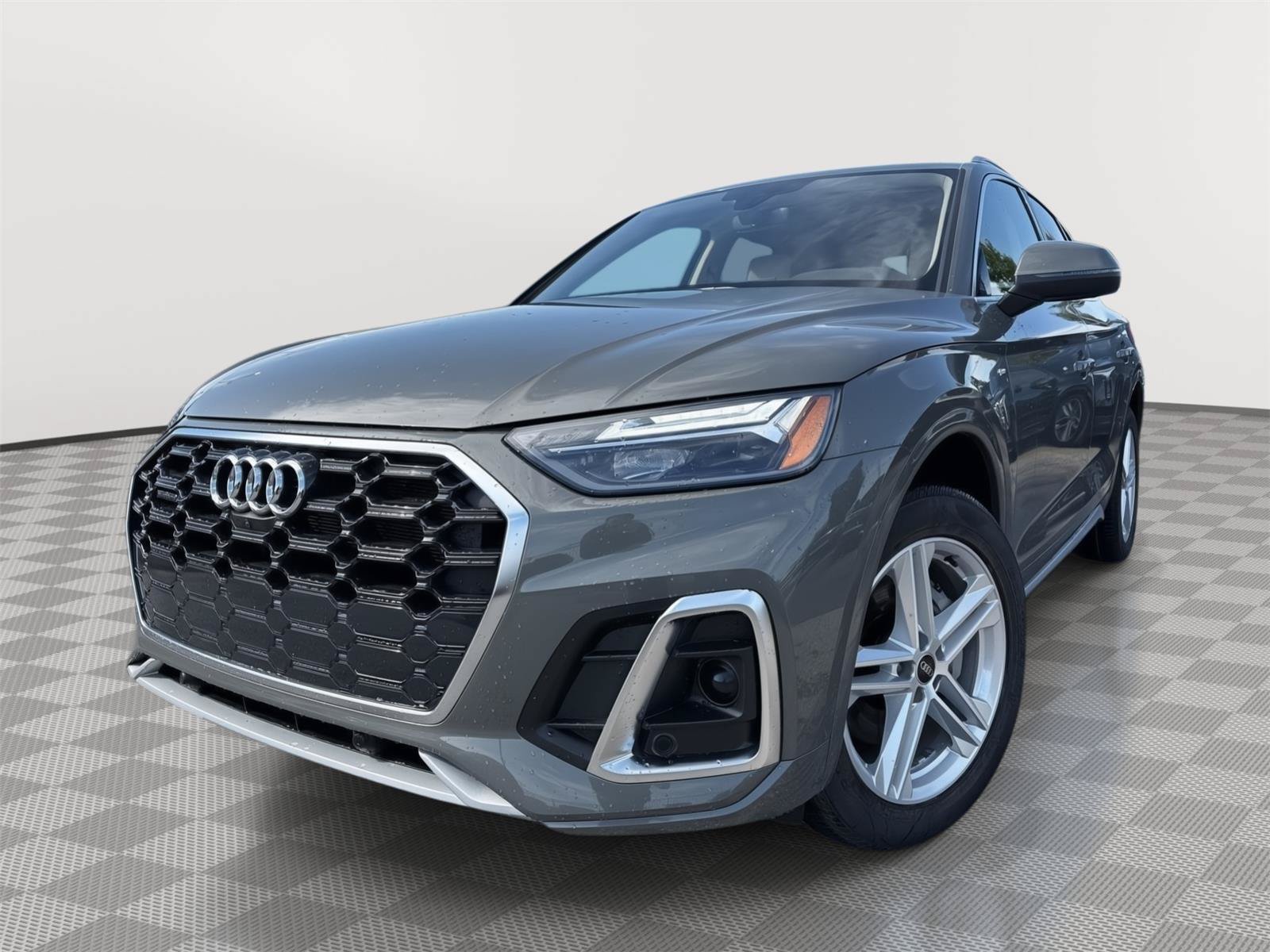 Certified 2023 Audi Q5 e Premium Plus w/ Premium Plus Package