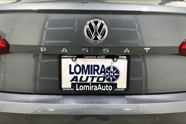 Used 2020 Volkswagen Passat 2.0T SEL image 25