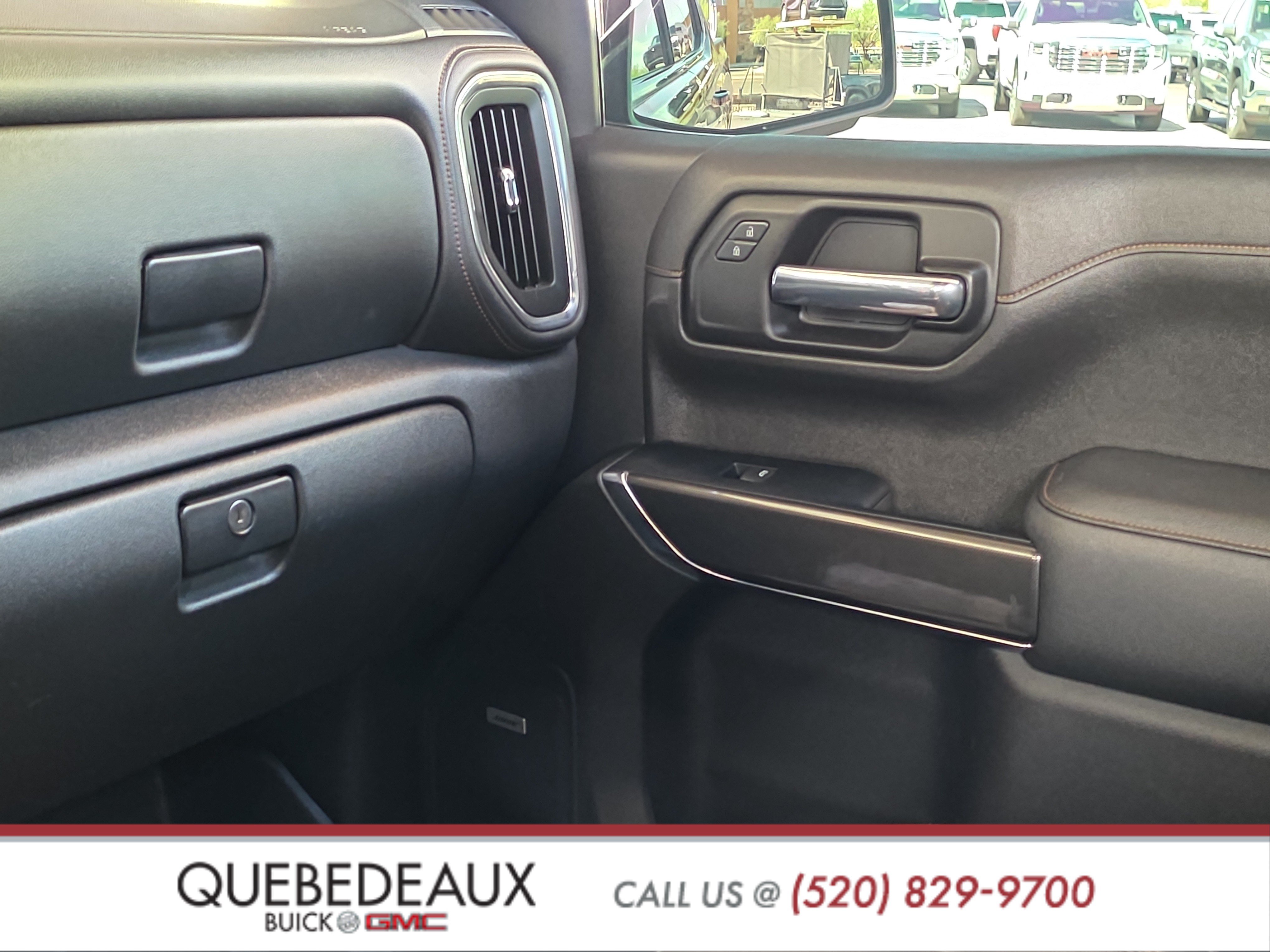 Used 2022 GMC Sierra 1500 AT4 w/ AT4 Premium Package AWD/4WD image 19