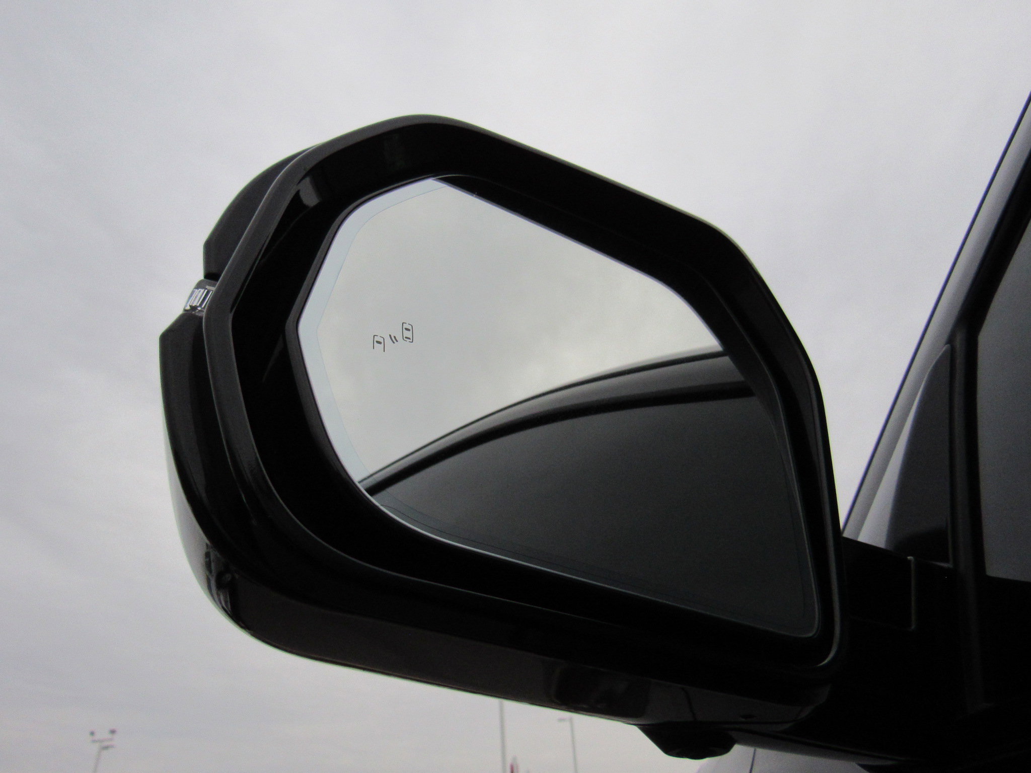 Used 2024 Toyota Tundra Limited image 9