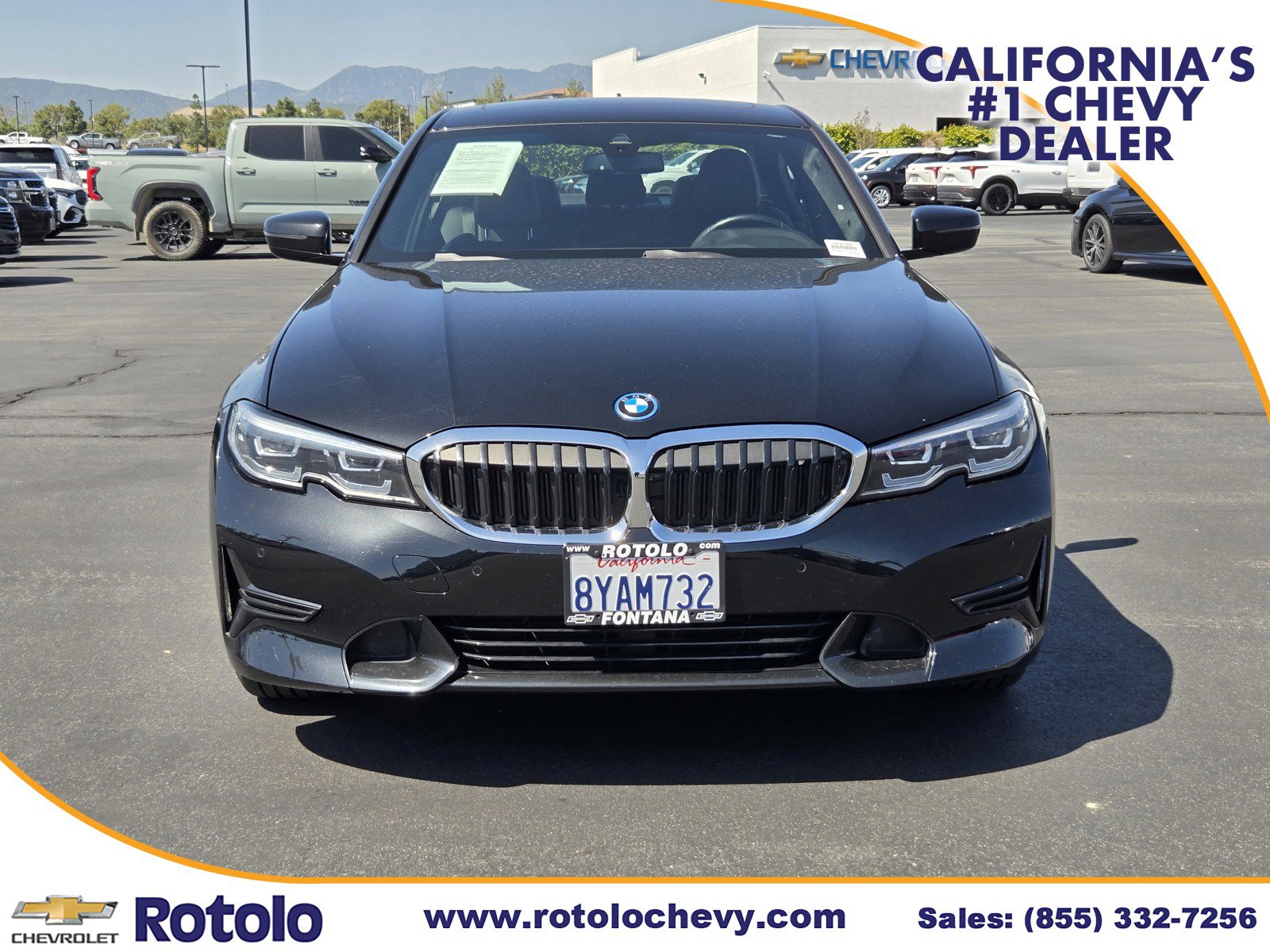 Used 2022 BMW 330e w/ Convenience Package RWD image 2