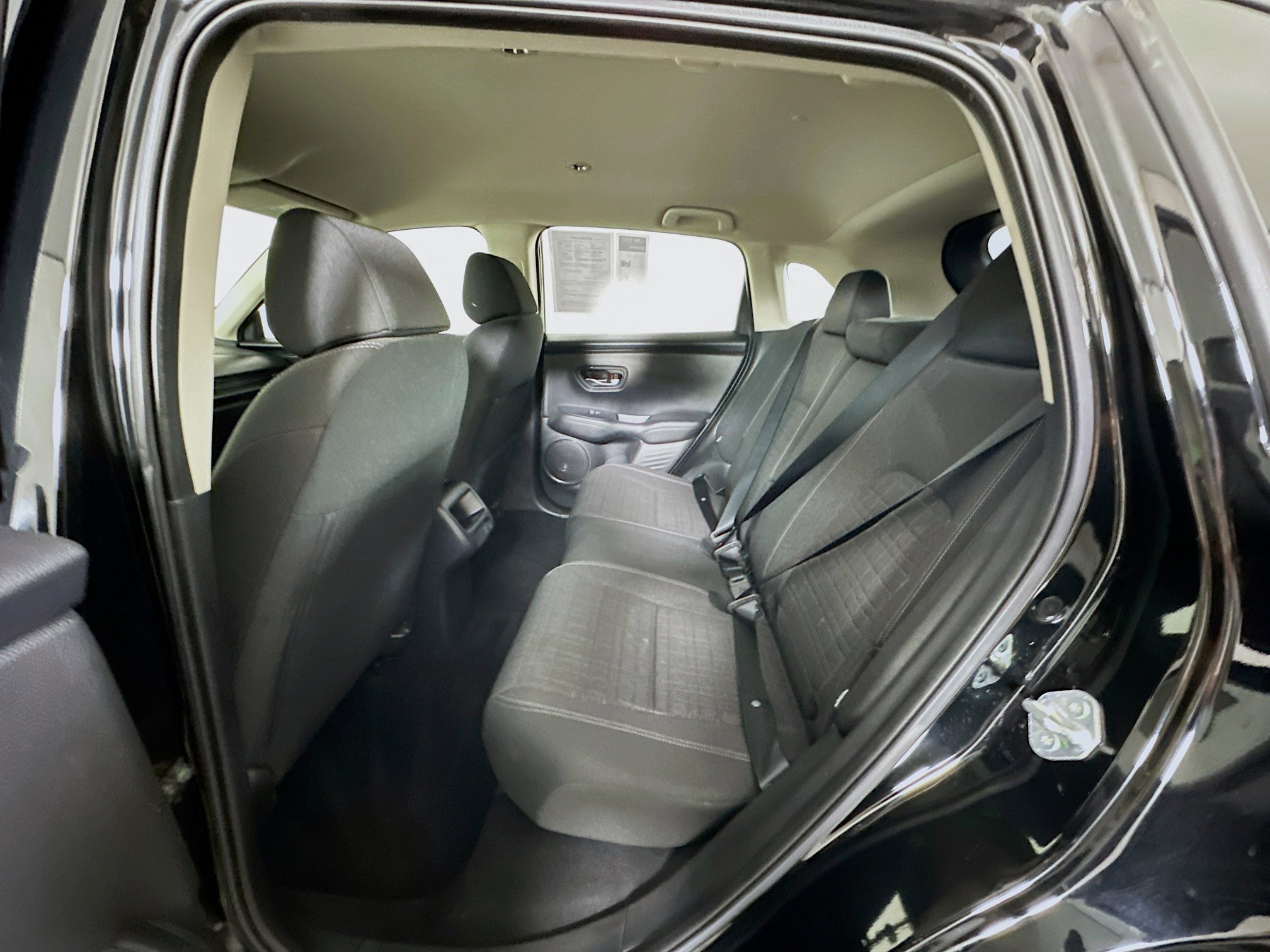 Used 2024 Honda HR-V LX image 25