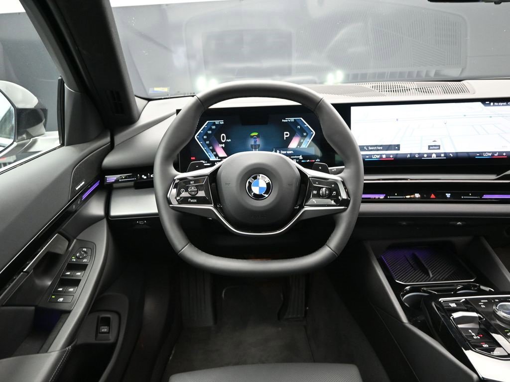 Certified 2024 BMW 530i xDrive image 29