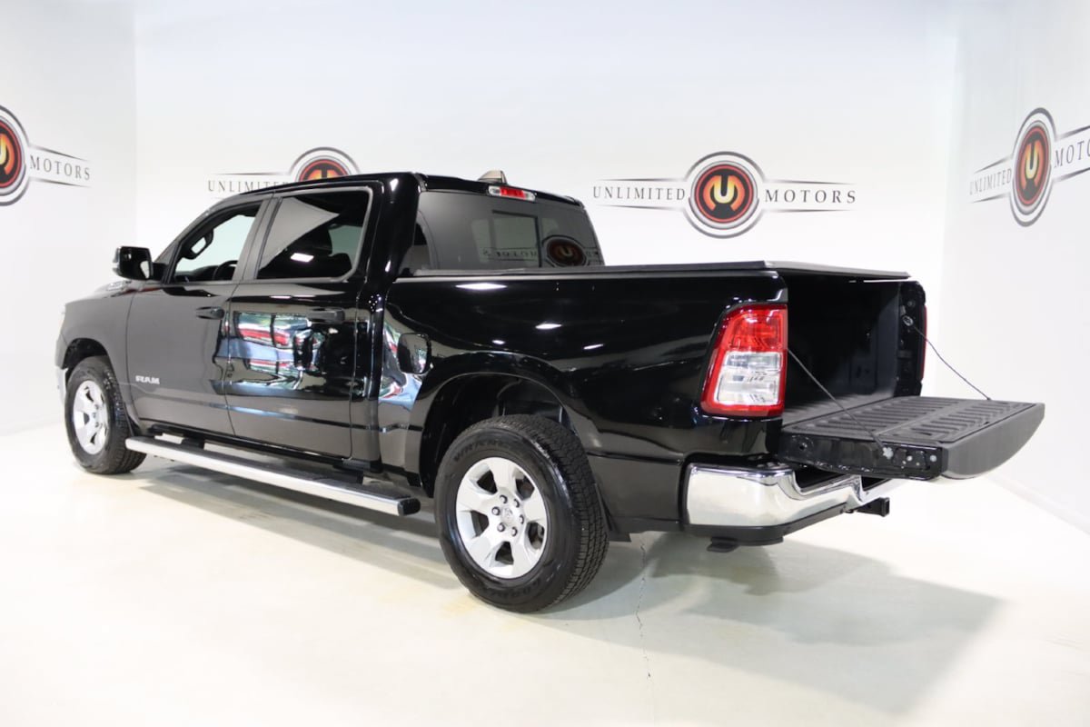 Used 2023 RAM 1500 Big Horn AWD/4WD image 29