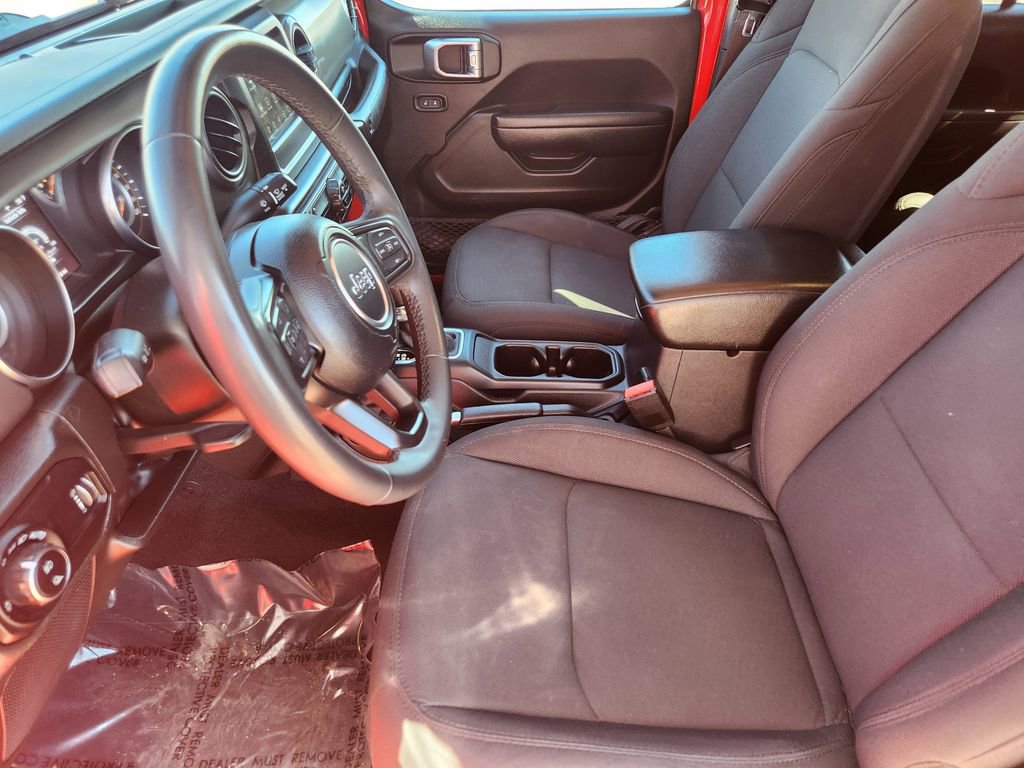 Used 2023 Jeep Gladiator Sport image 4