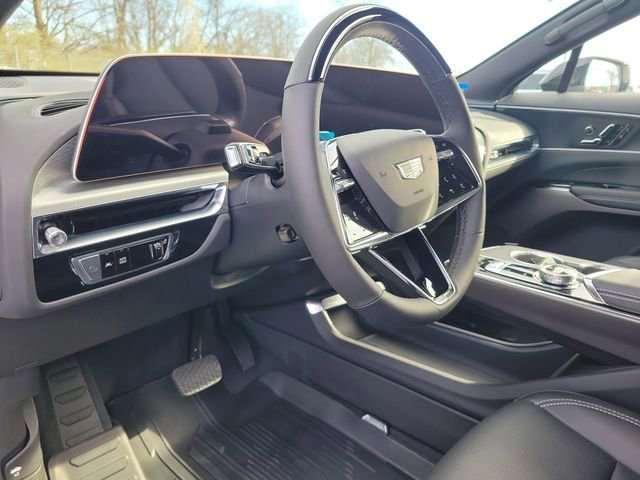 New 2026 Cadillac Lyriq Sport w/ LPO, Floor Liner Package image 22