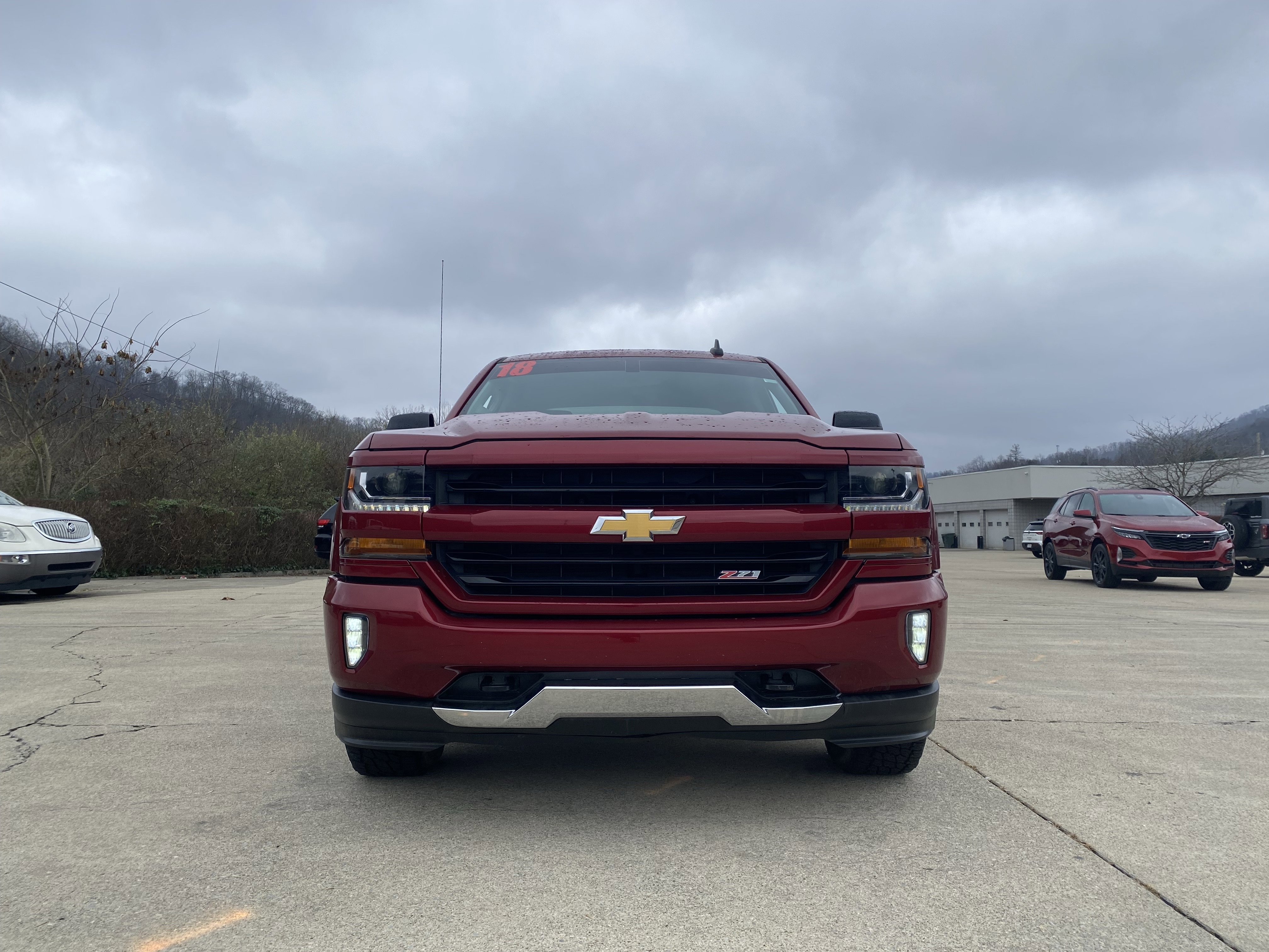 Used 2018 Chevrolet Silverado 1500 LT w/ All Star Edition image 28