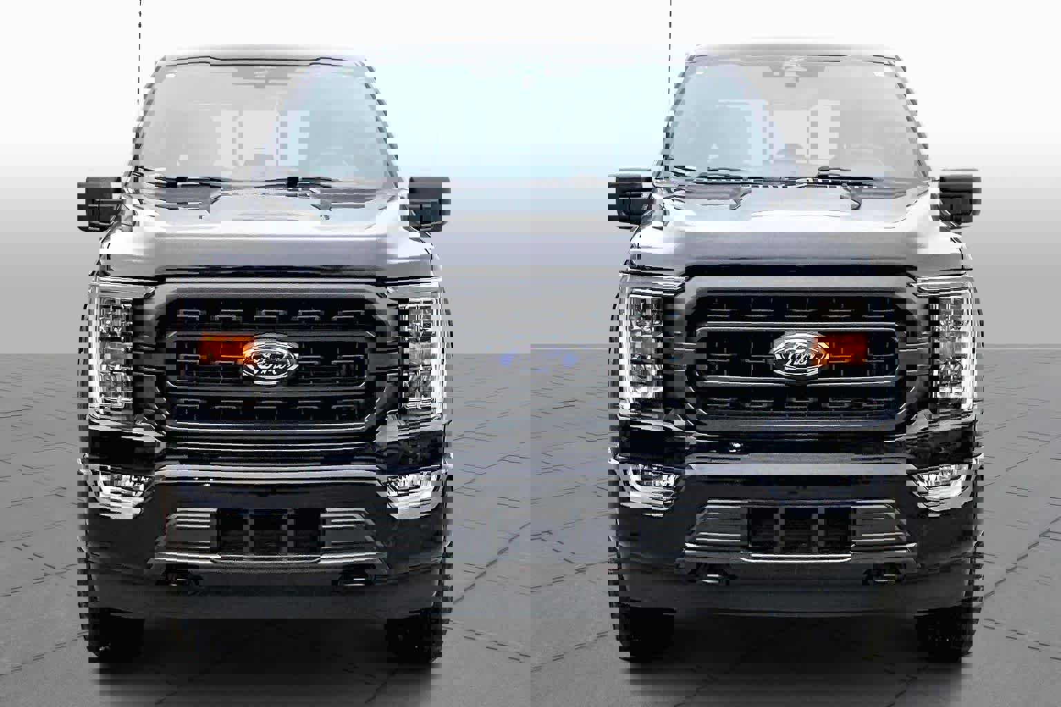 Certified 2022 Ford F150 XLT w/ Equipment Group 302A High image 4