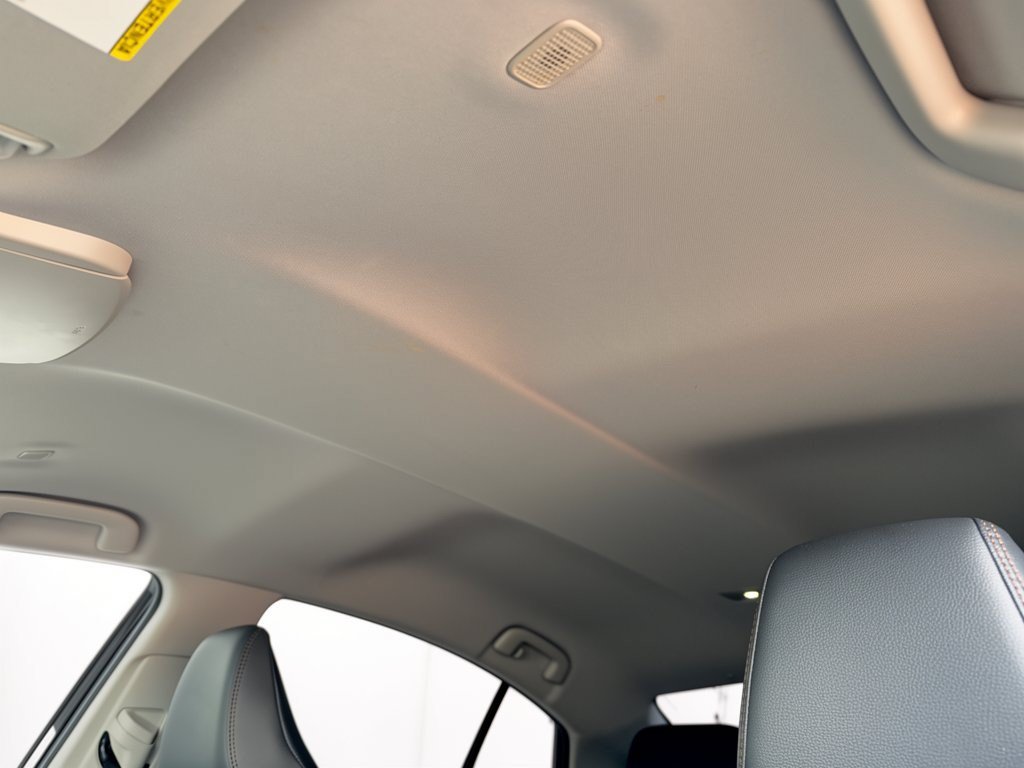 Used 2025 Toyota Camry XLE FWD image 27