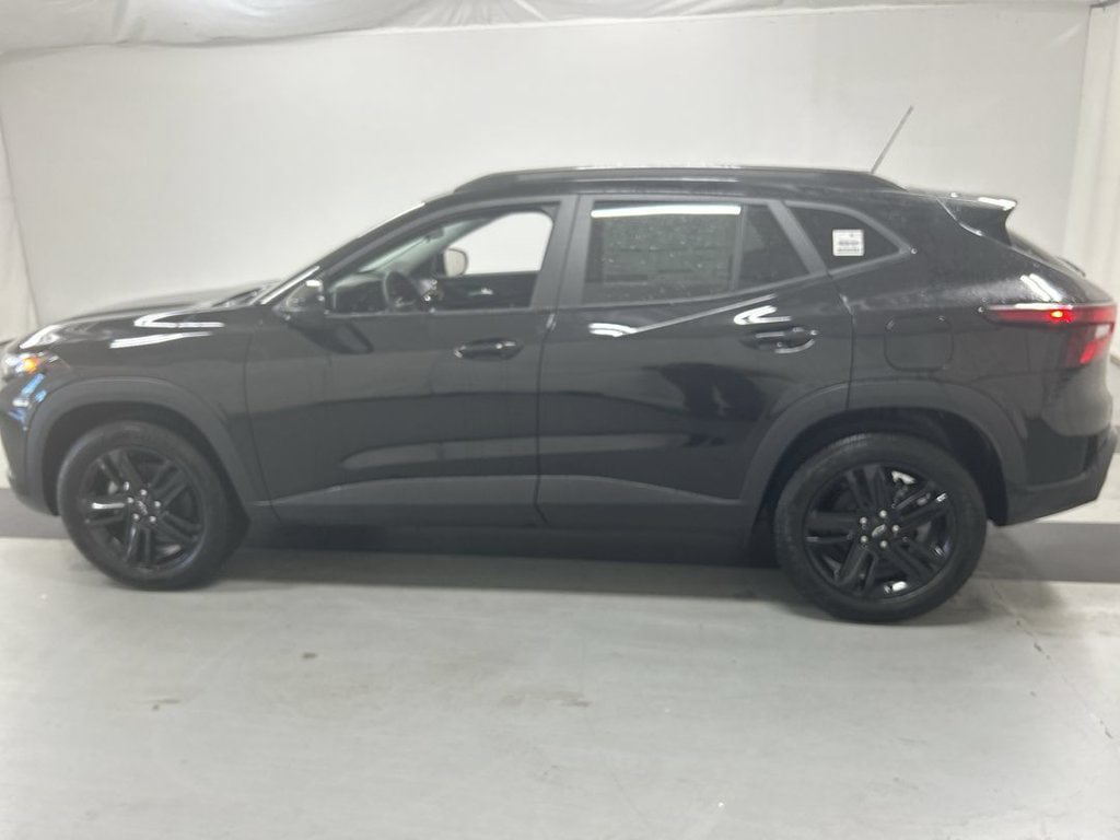New 2026 Chevrolet Trax ACTIV w/ Sunroof Package FWD image 5