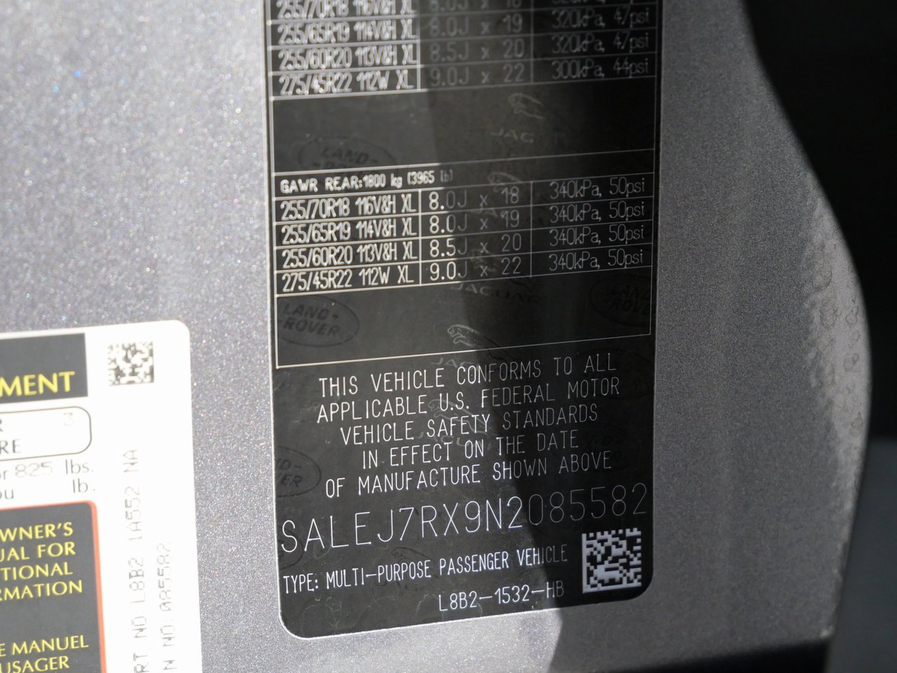 Used 2022 Land Rover Defender 110 S image 25