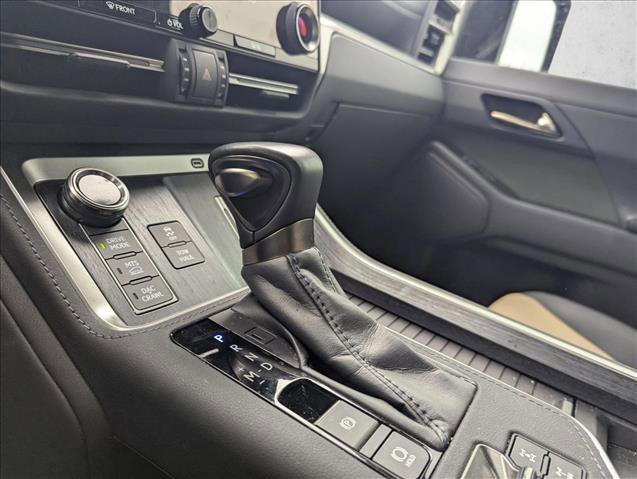 Used 2024 Lexus GX 550 image 12