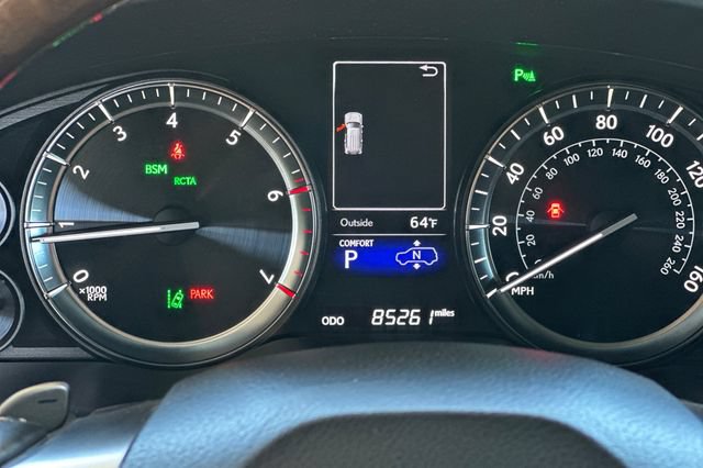 Used 2016 Lexus LX 570 4WD w/ Luxury Package image 34