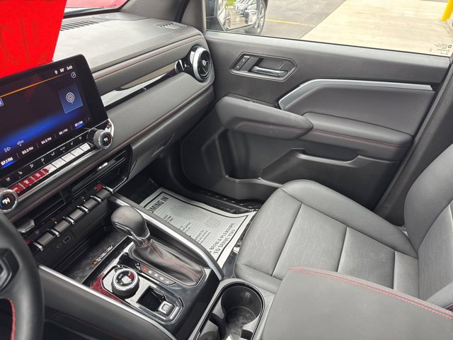 Used 2026 Chevrolet Colorado Z71 w/ Z71 Convenience Package 2 AWD/4WD image 25