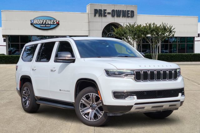 Used 2024 Jeep Wagoneer Series II w/ Flexible Seating Group