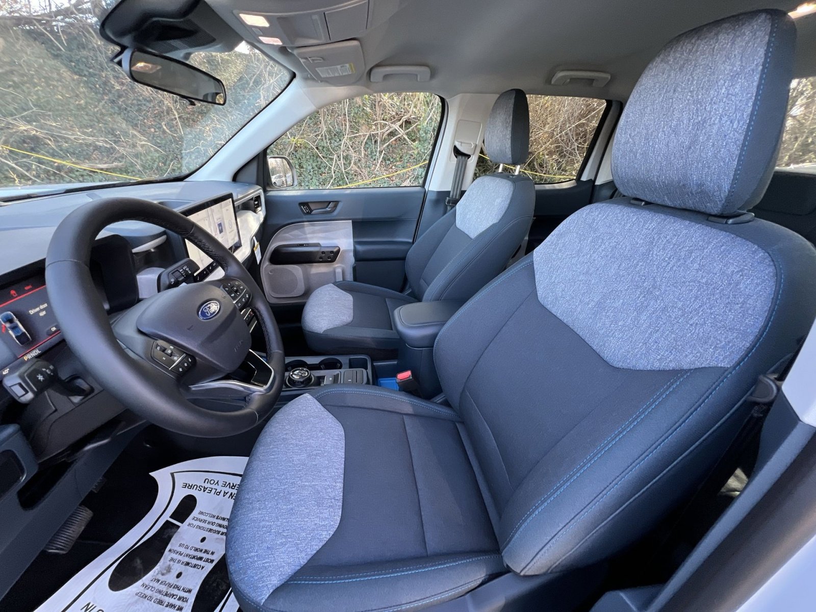 New 2025 Ford Maverick XLT w/ XLT Luxury Package image 13