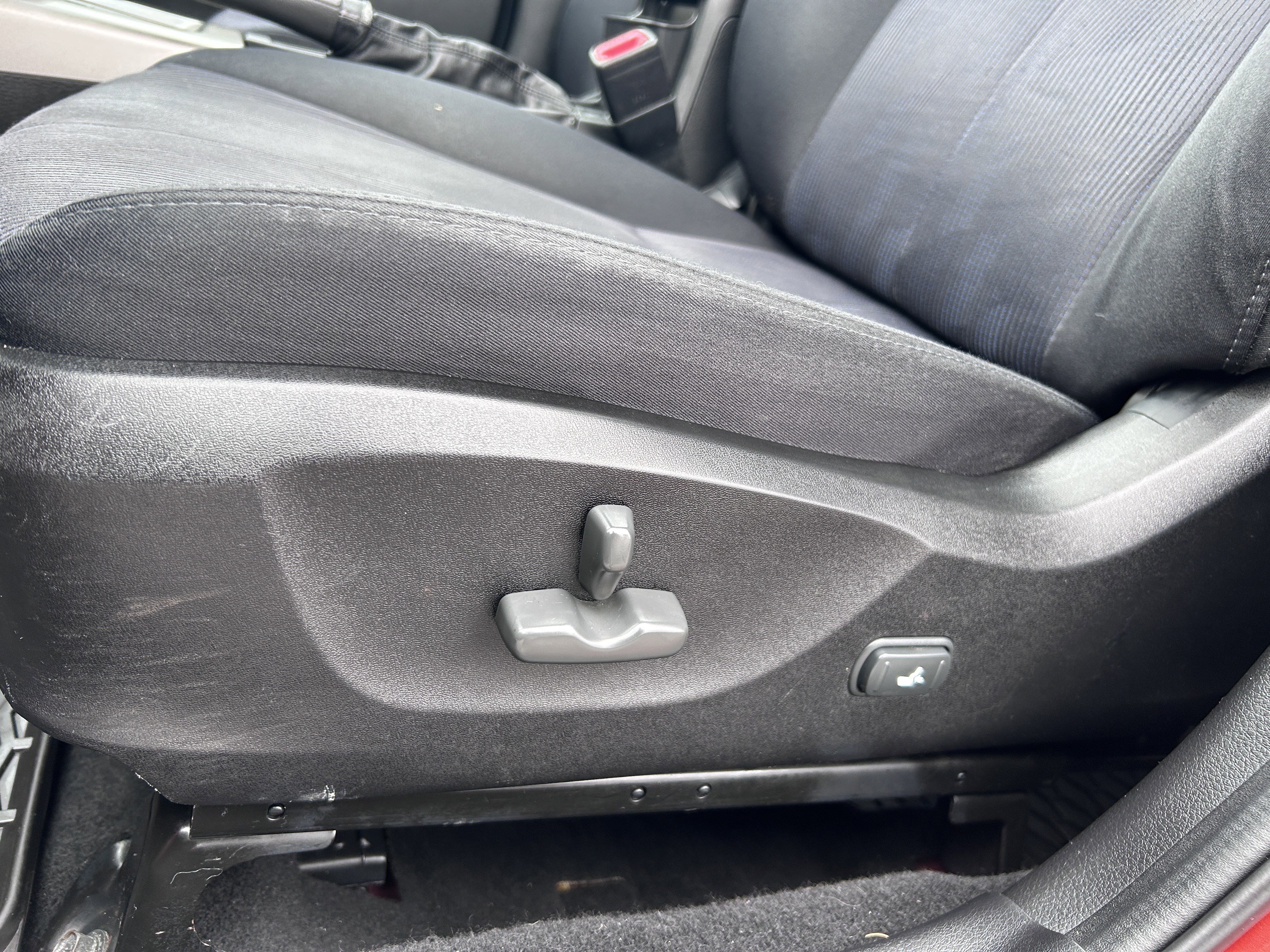 Used 2010 Subaru Forester 2.5X Premium image 18