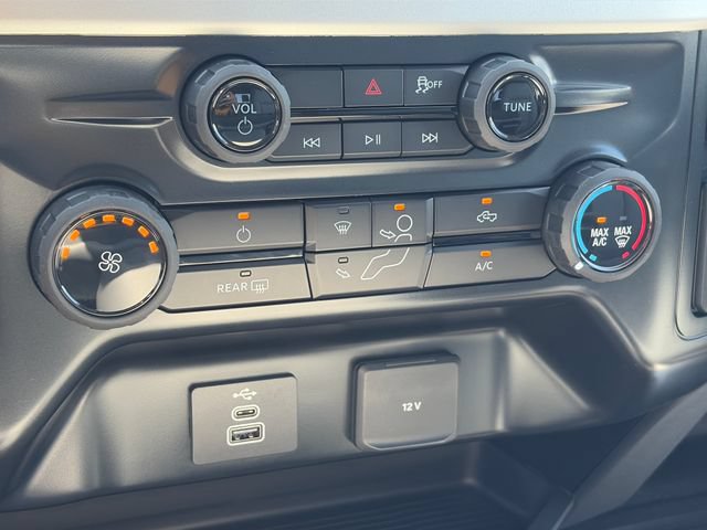 New 2026 Ford F550 4x4 Crew Cab image 18