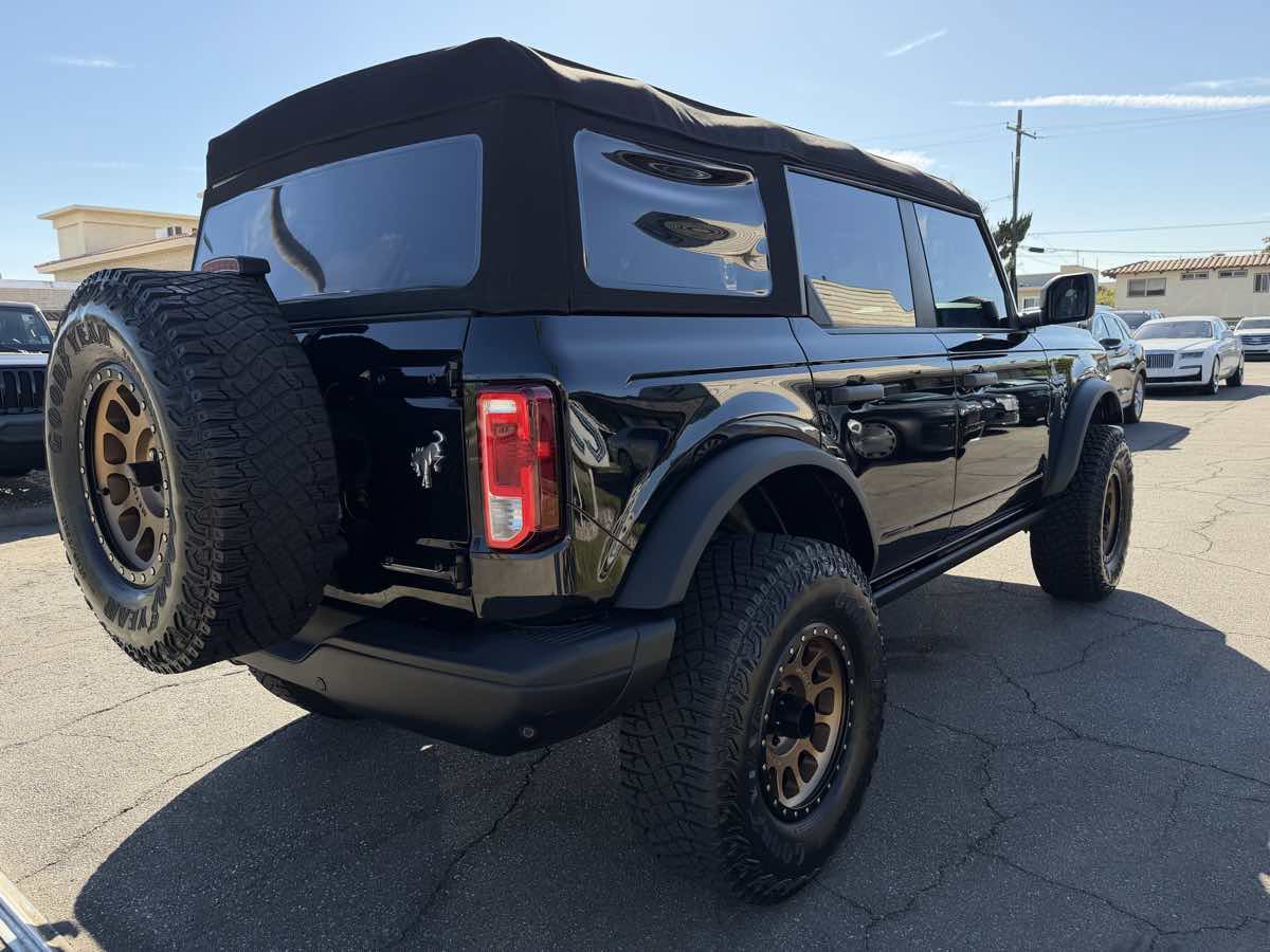 Used 2023 Ford Bronco Black Diamond AWD/4WD image 8