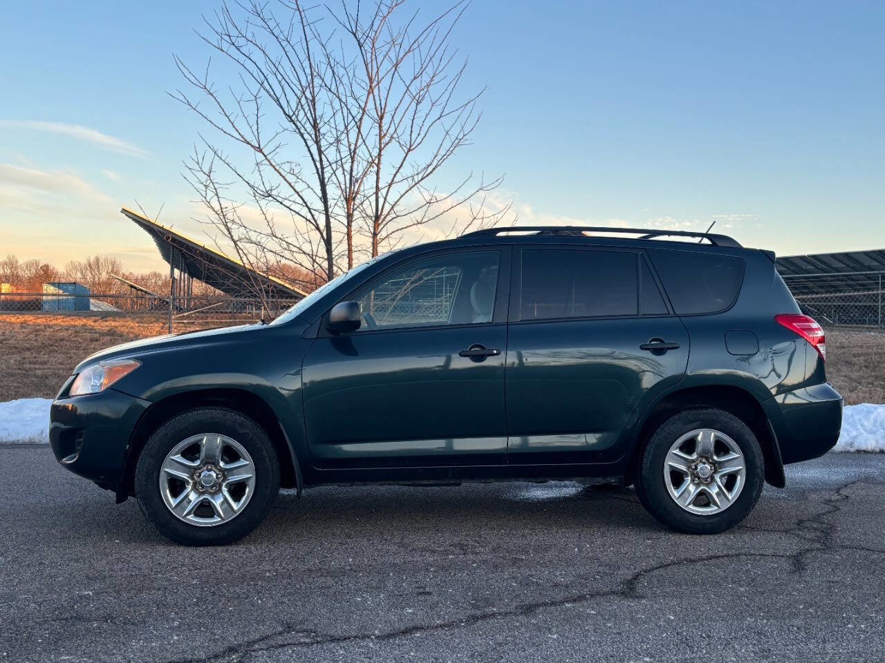 Used 2010 Toyota RAV4 4WD w/ Base L4 Extra Value Pkg image 2