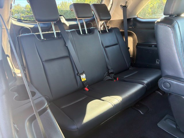 Used 2014 Toyota Highlander XLE FWD image 25