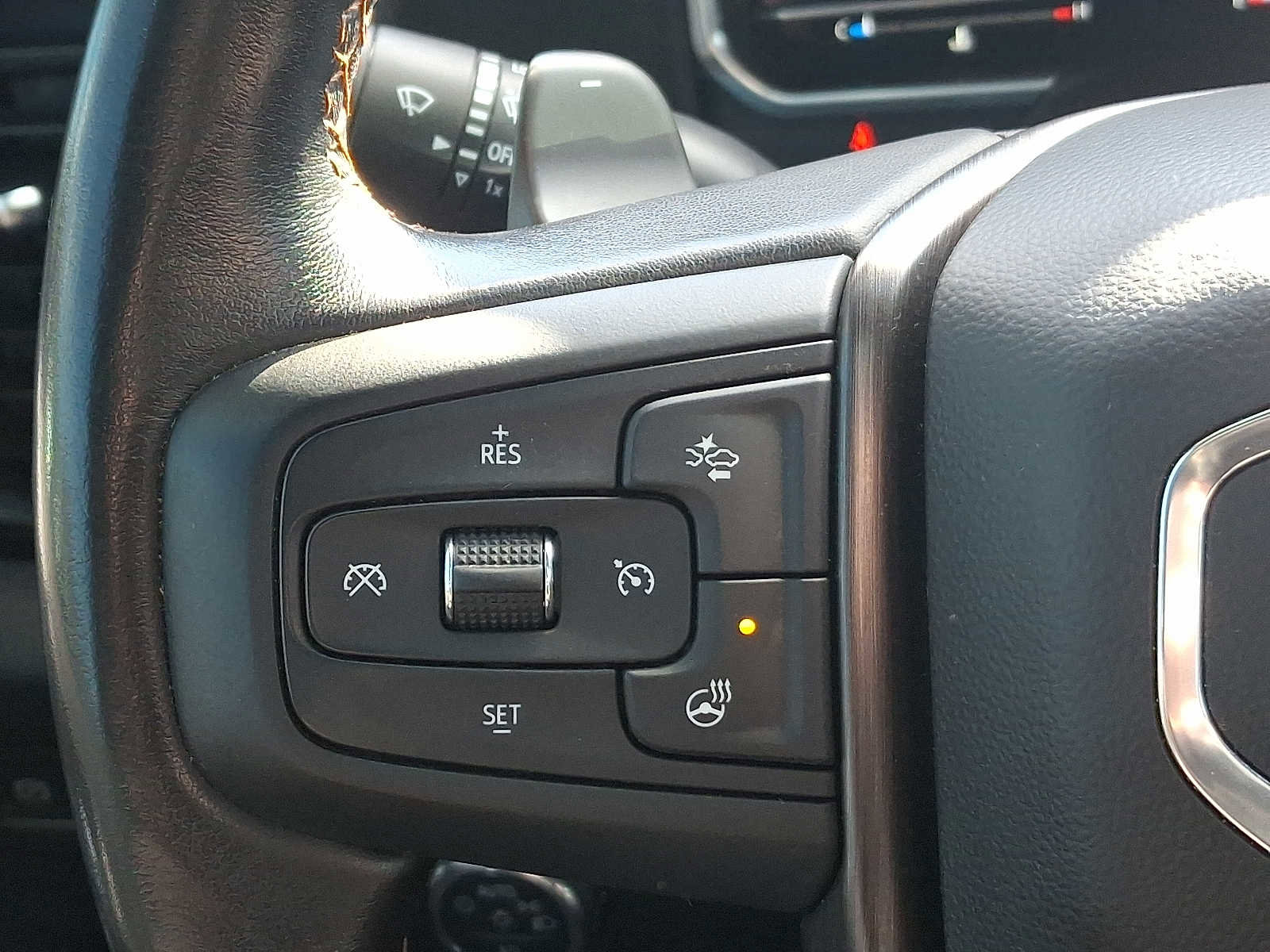 Used 2022 GMC Sierra 1500 AT4 w/ AT4 Premium Package image 24