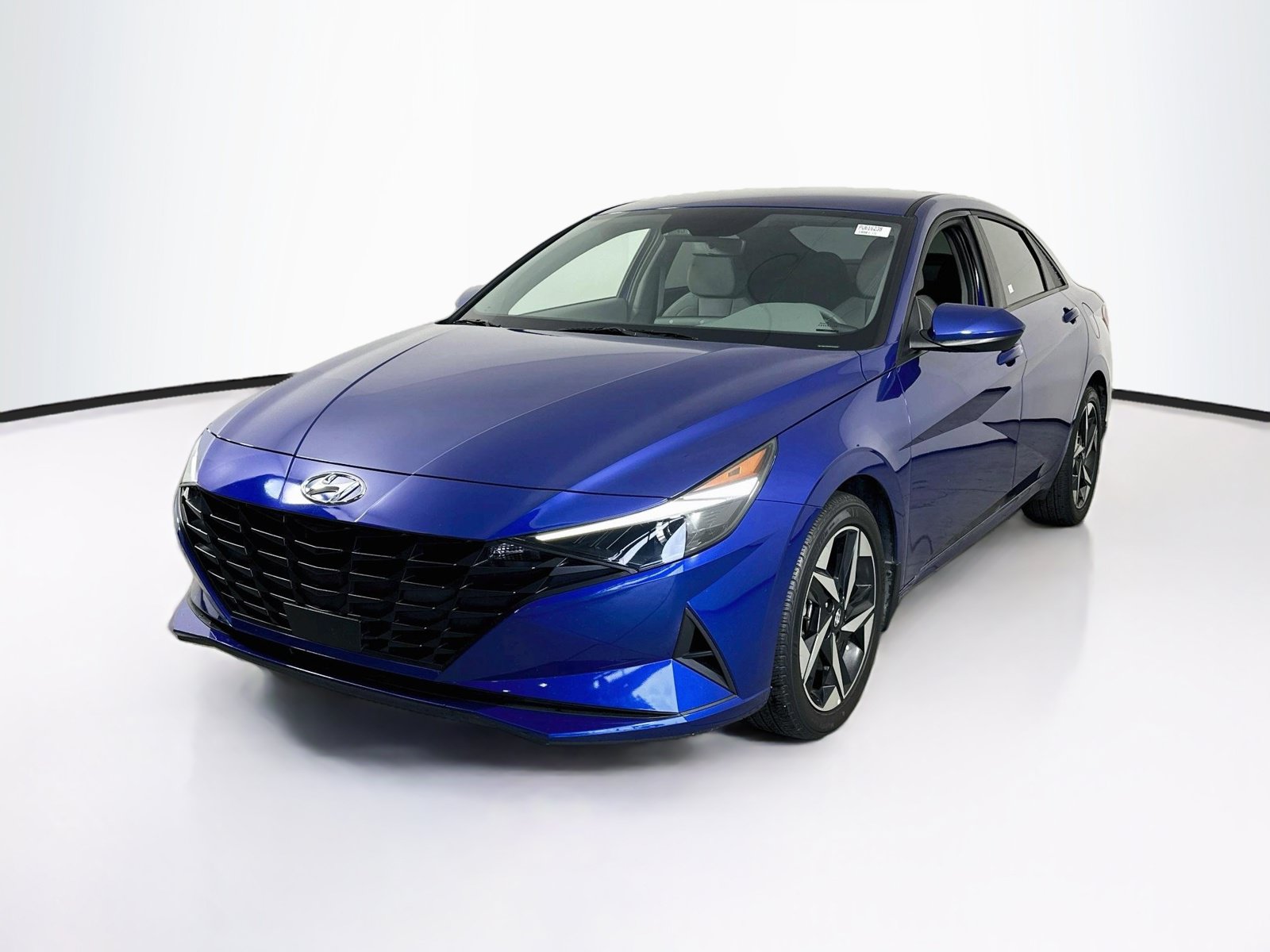 Used 2023 Hyundai Elantra SEL w/ Convenience Package