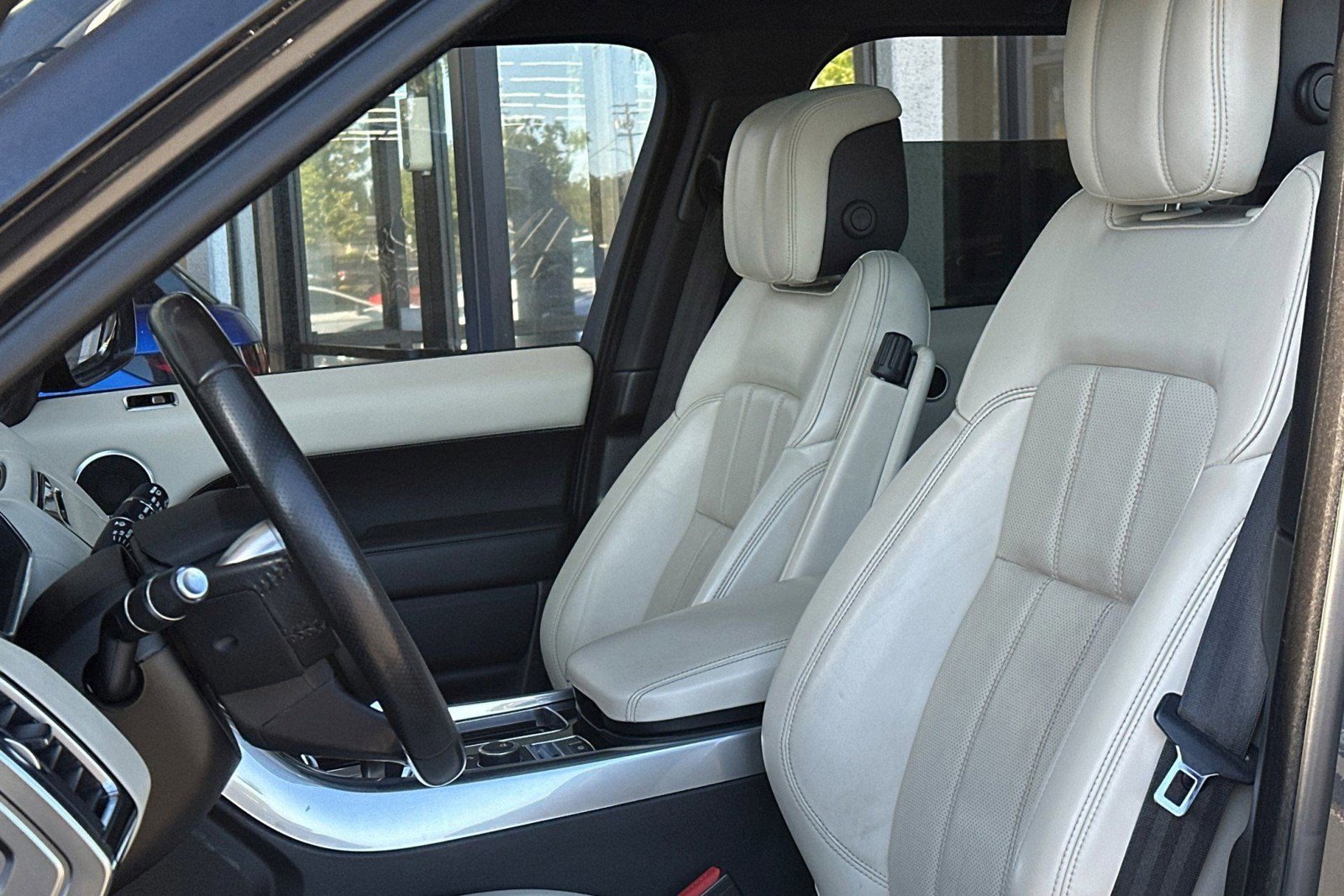 Used 2020 Land Rover Range Rover Sport HSE AWD/4WD image 5