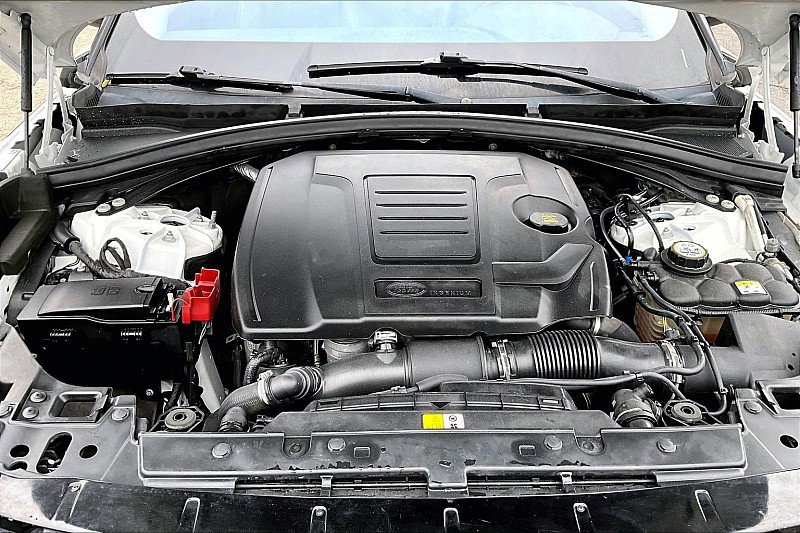 Used 2020 Land Rover Range Rover Velar S image 9