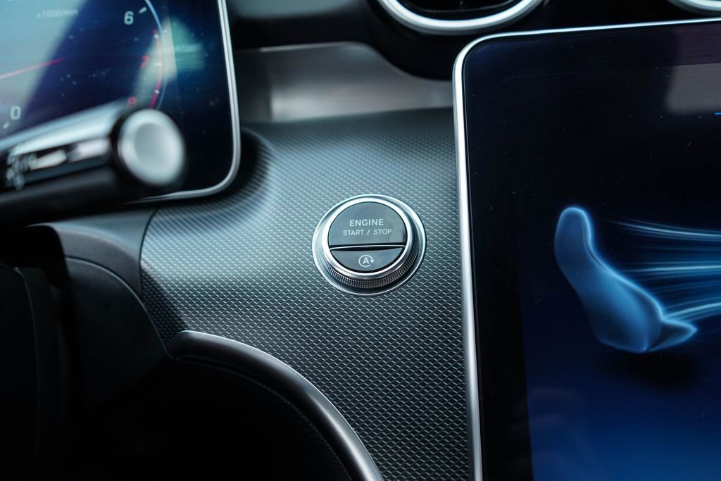 Used 2024 Mercedes-Benz C 300 Sedan image 22