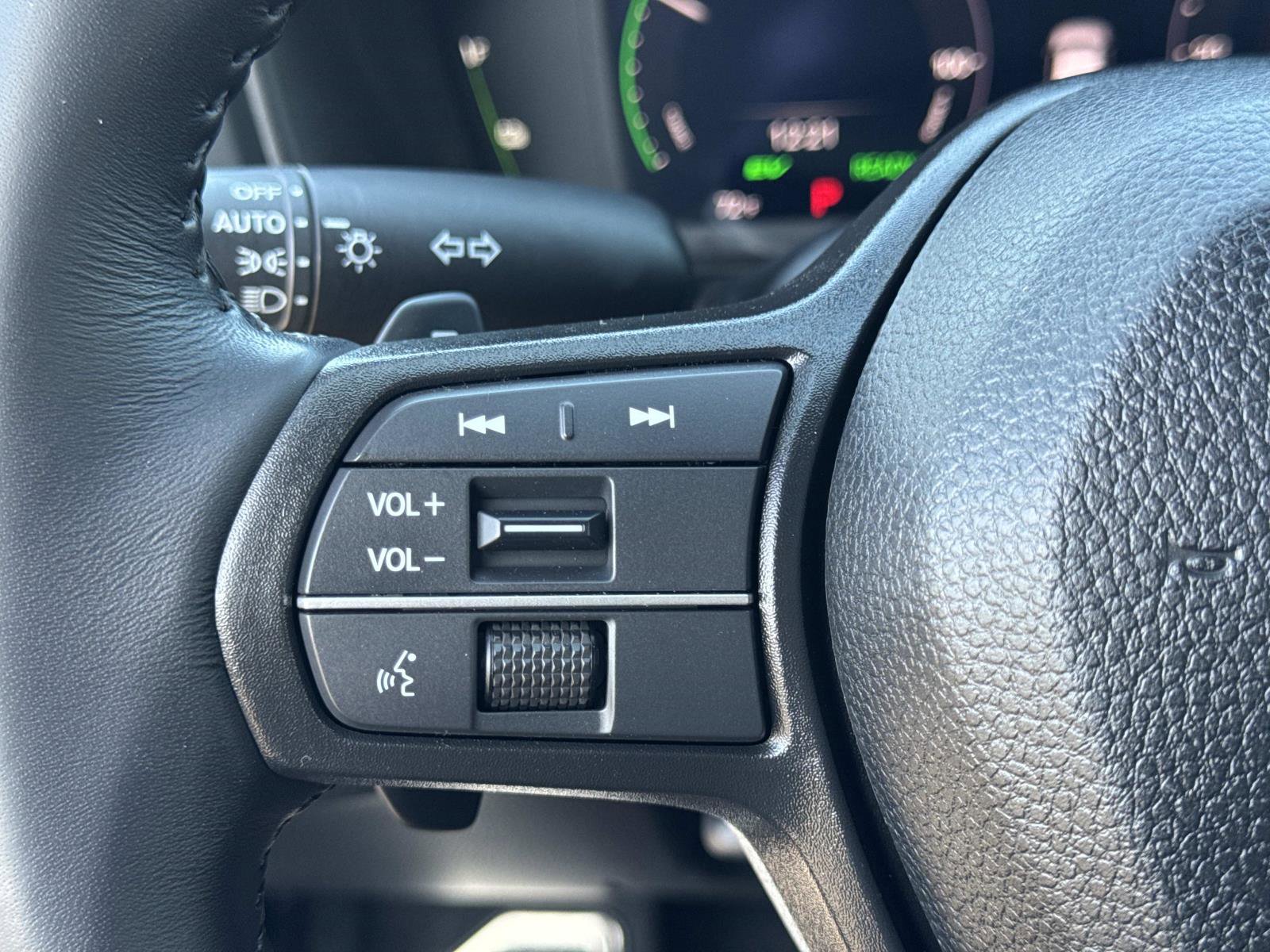 Used 2023 Honda Accord Sport image 8